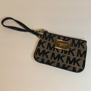 Michael Kors Wristlet